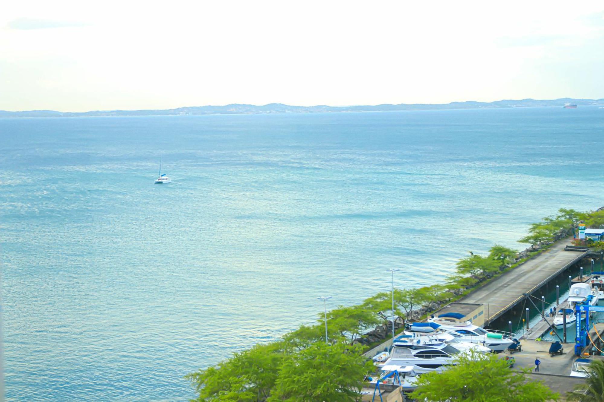 Апартаменти Cloc Marina Vista Mar P/ A Baia De Todos Os Santos Салвадор Екстер'єр фото